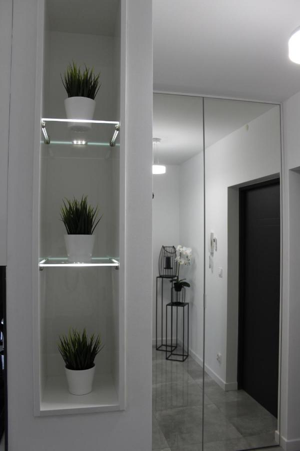Apartament Wroclaw Centrum Galeria Magnolia Exterior photo